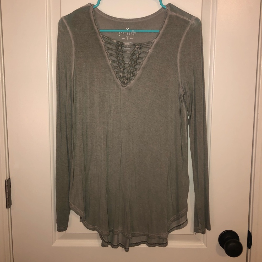 Soft & Sexy Long Sleeve V-neck Lace Up Tee